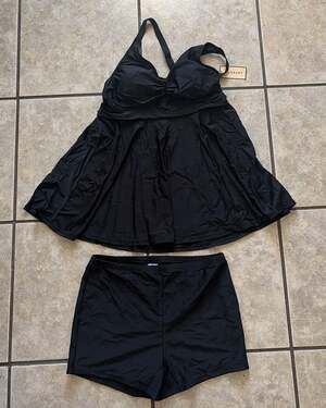 Huskary Plus Size 18W Black Twist Front V-Neck Tankini Swim Dress with Boyshorts